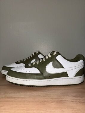 Men’s Nike Court Vision Low Sneaker